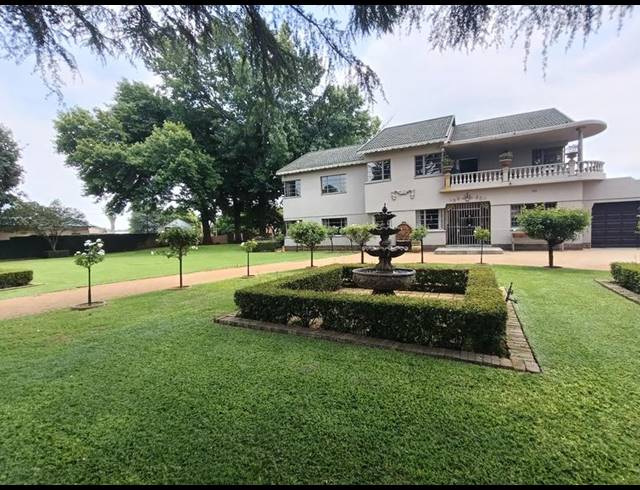 5 BEDROOM HOUSE FOR SALE IN STRUBENVALE